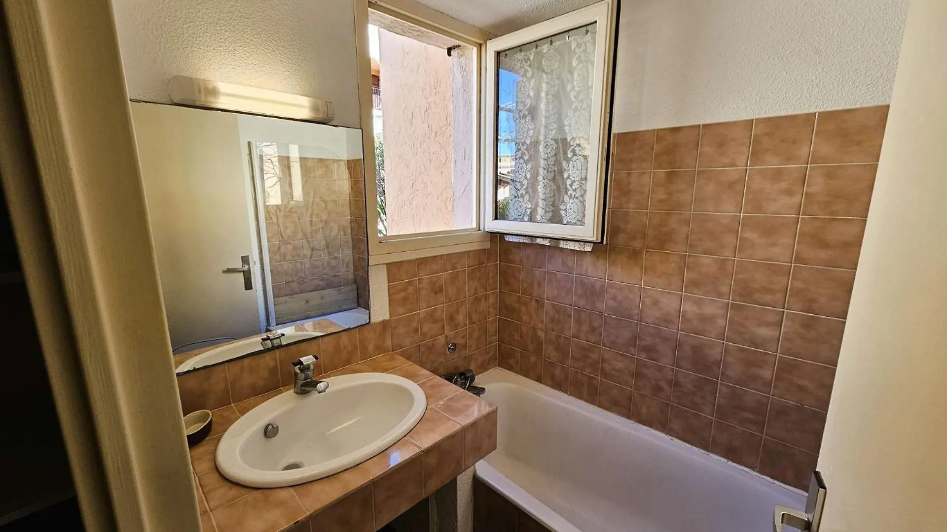 Piscines, Tennis, Plage...Pleine Vue Mer Saint-Mandrier-sur-Mer Apartment